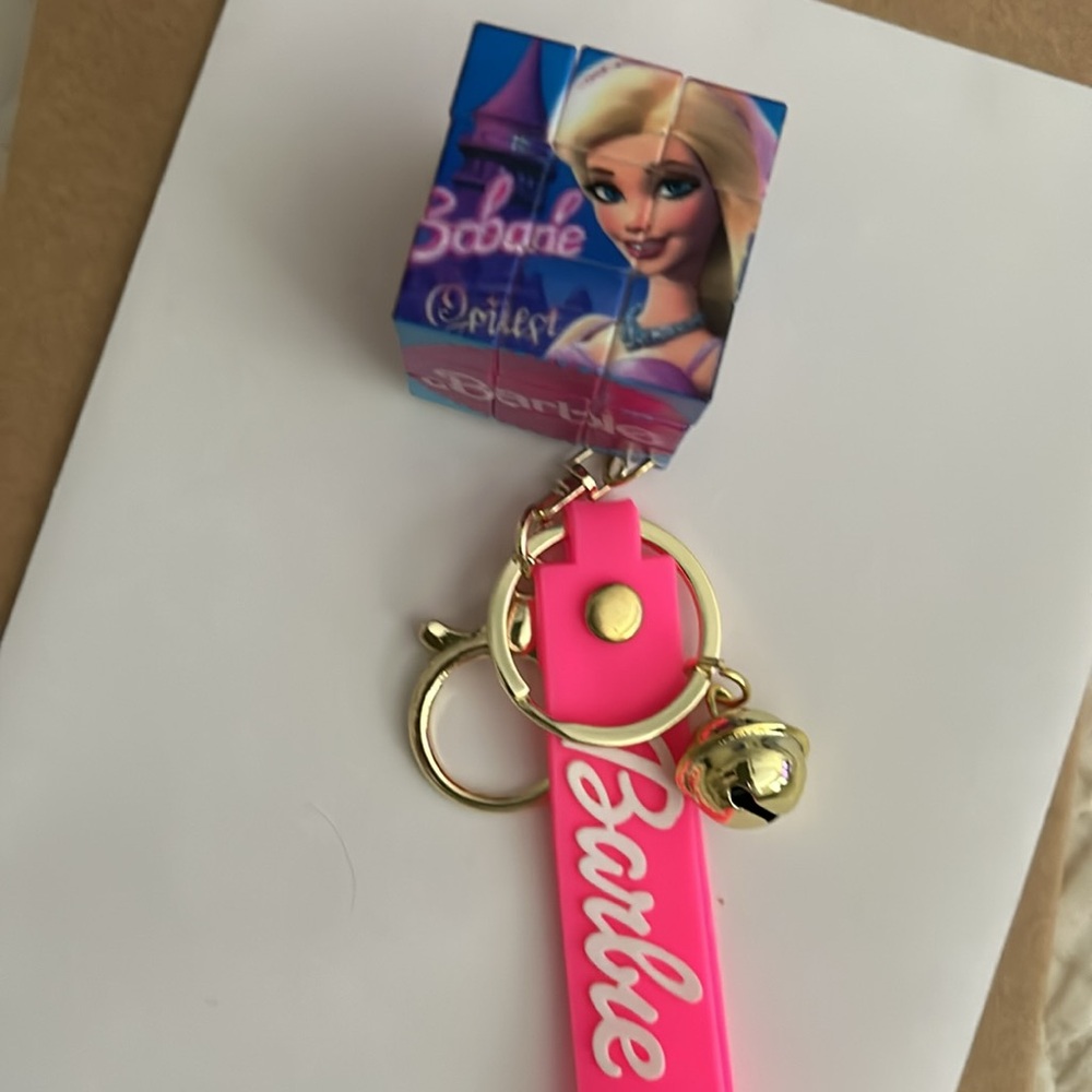 Barbie Keychains - Picture 7 of 9